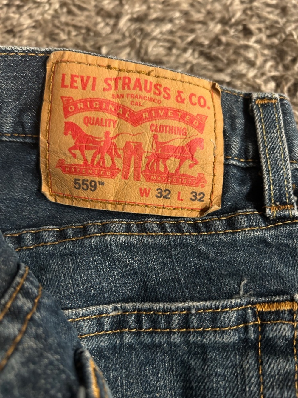 Levi's Men's Denim Relaxed Fit Jeans in Blue with Tan Patch